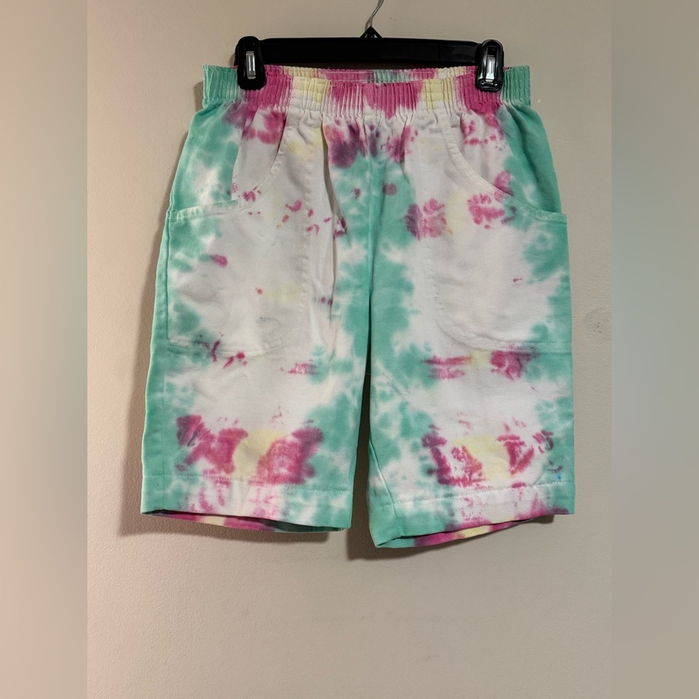 Handmade Pink and Green Tie Dye Elastic Waist shorts size 6 short
